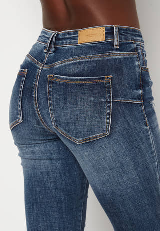 Tilde Ankle Zip
