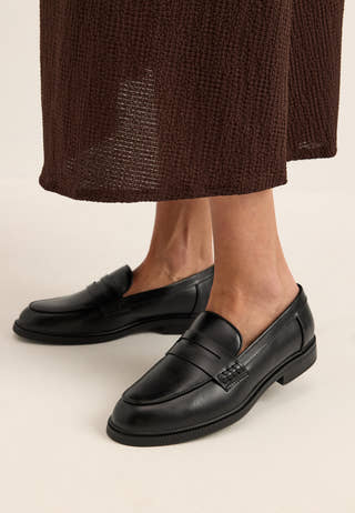 Lux-1 PU Loafer Black
