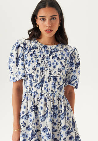 Butterfly Sleeve Short Dress
