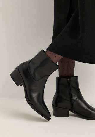 Kelsey Heel Classic Leather Boots Black