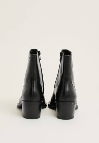 Kelsey Heel Classic Leather Boots Black