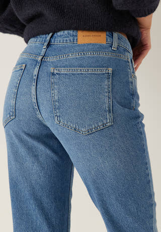 Slim Ankle Jeans