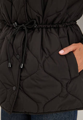 Scarf Quilted Short Jacket Black
