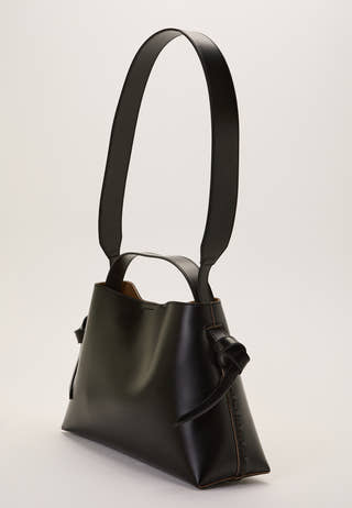 724260-0001-00ONE_057