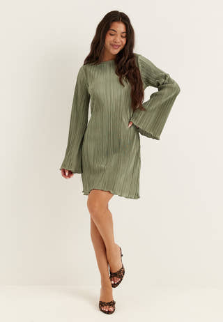 Short Pleated Frill Dress