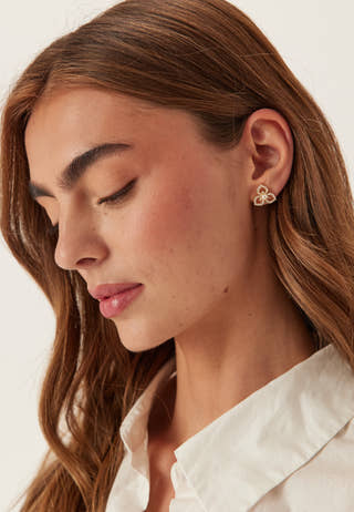 Elise Earrings - Ivory Pearl