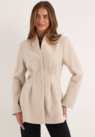 Shaped Short Coat White