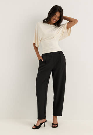 Mid Waist Barrel Trousers Black
