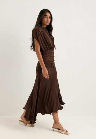 Asymmetric Flounce Soft Dress Brown