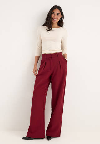 High Waist Pleated Trousers Red