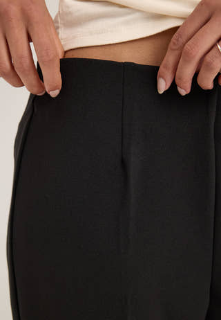 Feather-Hem Trousers Black