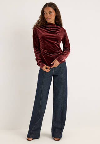 Velvet Top Red