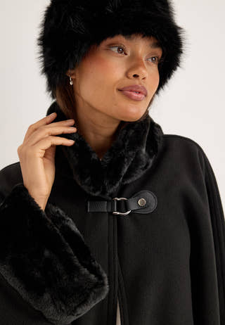 Visofia Cape Black