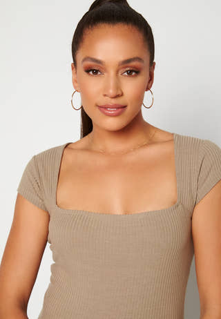 Squareneck T-shirt