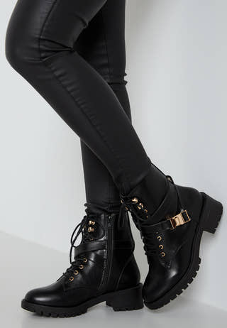Delyn Buckle Boot
