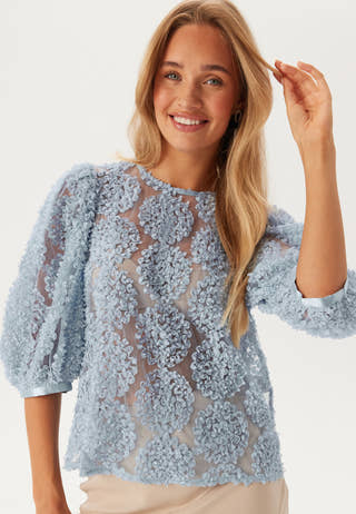 3D Flower Puff Sleeve Blouse