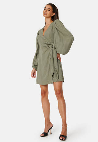 Balloon Sleeve Structured Wrap Dress