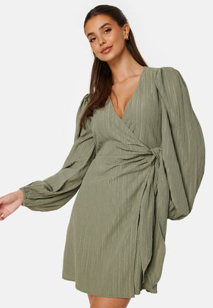 Balloon Sleeve Structured Wrap Dress