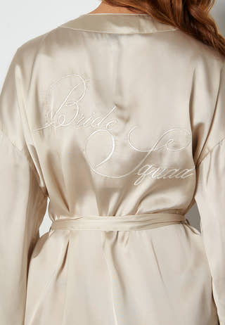 Aylin Robe