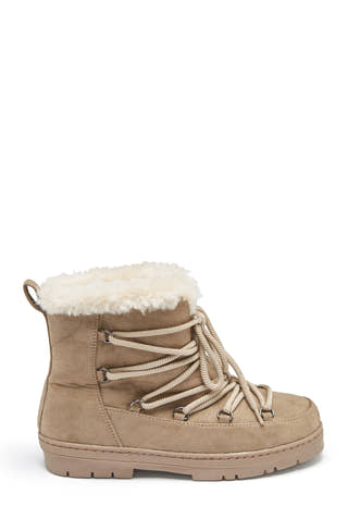 Breanna Snow Sneakers