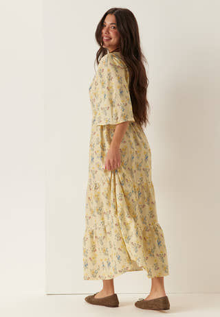 bubbleroom-butterfly-sleeve-maxi-dress-light-yellowpatterned_4