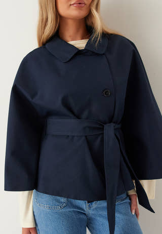 bubbleroom-cape-jacket