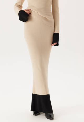Contrast Rib Knitted Skirt