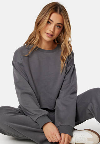 Relaxed Cropped Sweater