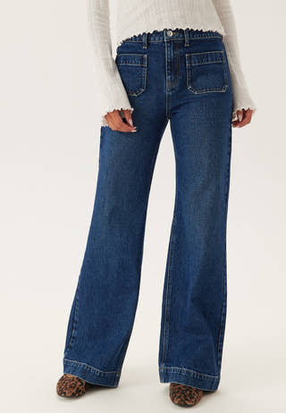 Front Pocket Jeans