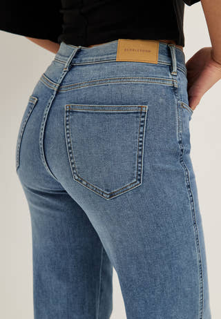 High Straight Leg Jeans