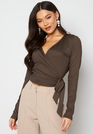 Karla wrap top
