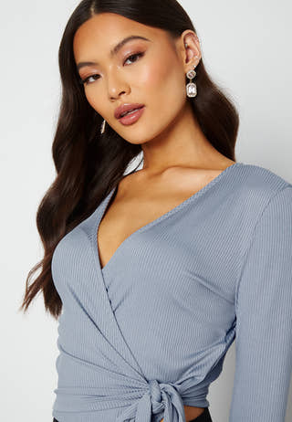 Karla wrap top