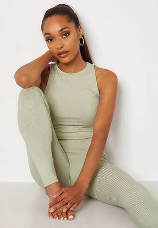 Kaylin yoga set