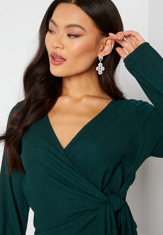 Leighton wrap top