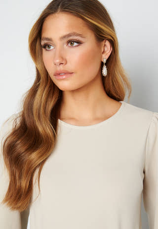 Leonne puff sleeve top
