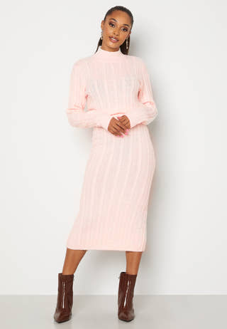Lively knitted skirt