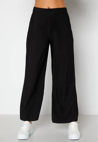 Lola pleated cropped trousers