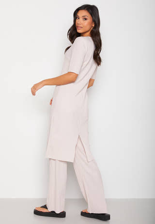 Lova pleated set