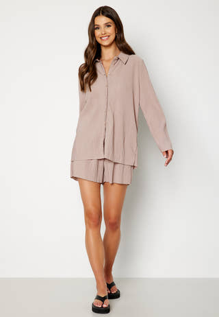 Megan pleated shorts set