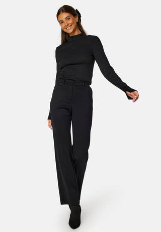 Nabila structure top