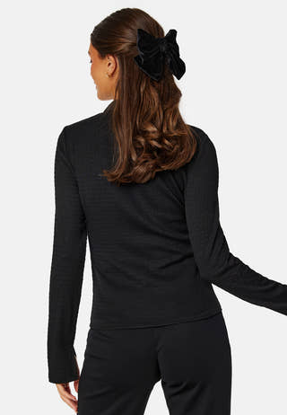 Nabila structure top