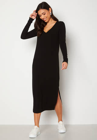 Najda deep v-neck dress
