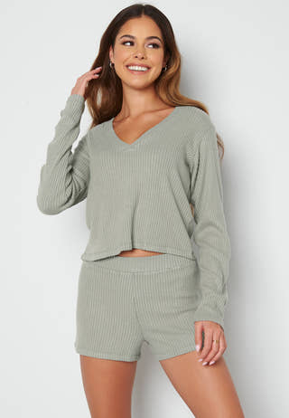 Noelle knitted set