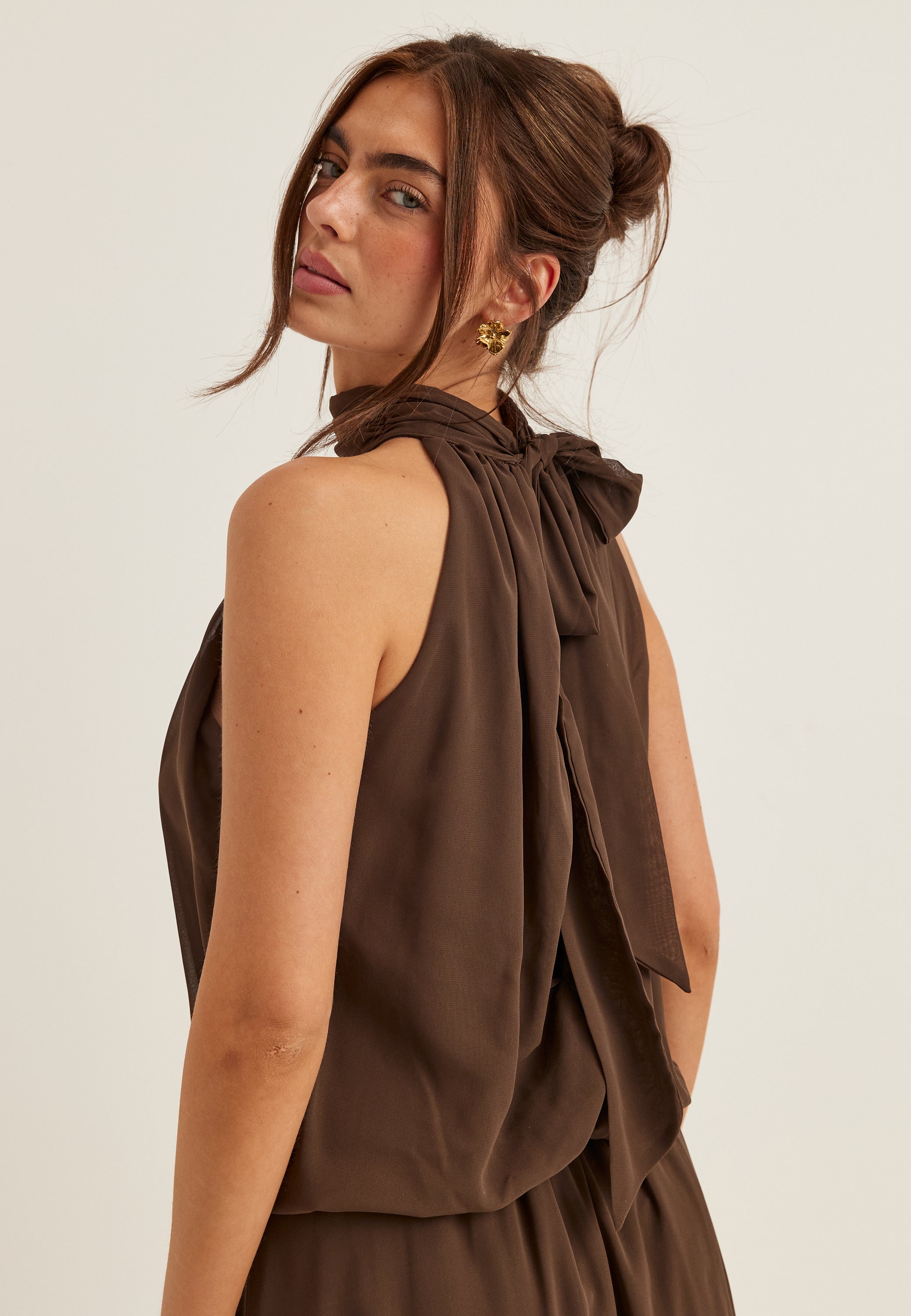 house of cb dress brown Women's Brown Light Crinkle Chiffon Prirnted Dress Brown / L main image 0