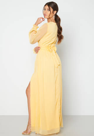 Delilah prom dress