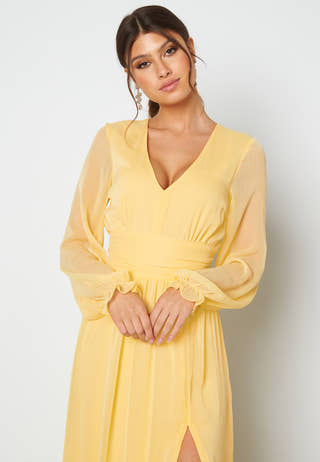 Delilah prom dress