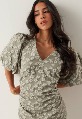 bubbleroom-occasion-puff-sleeve-jacquard-midi-dress_20