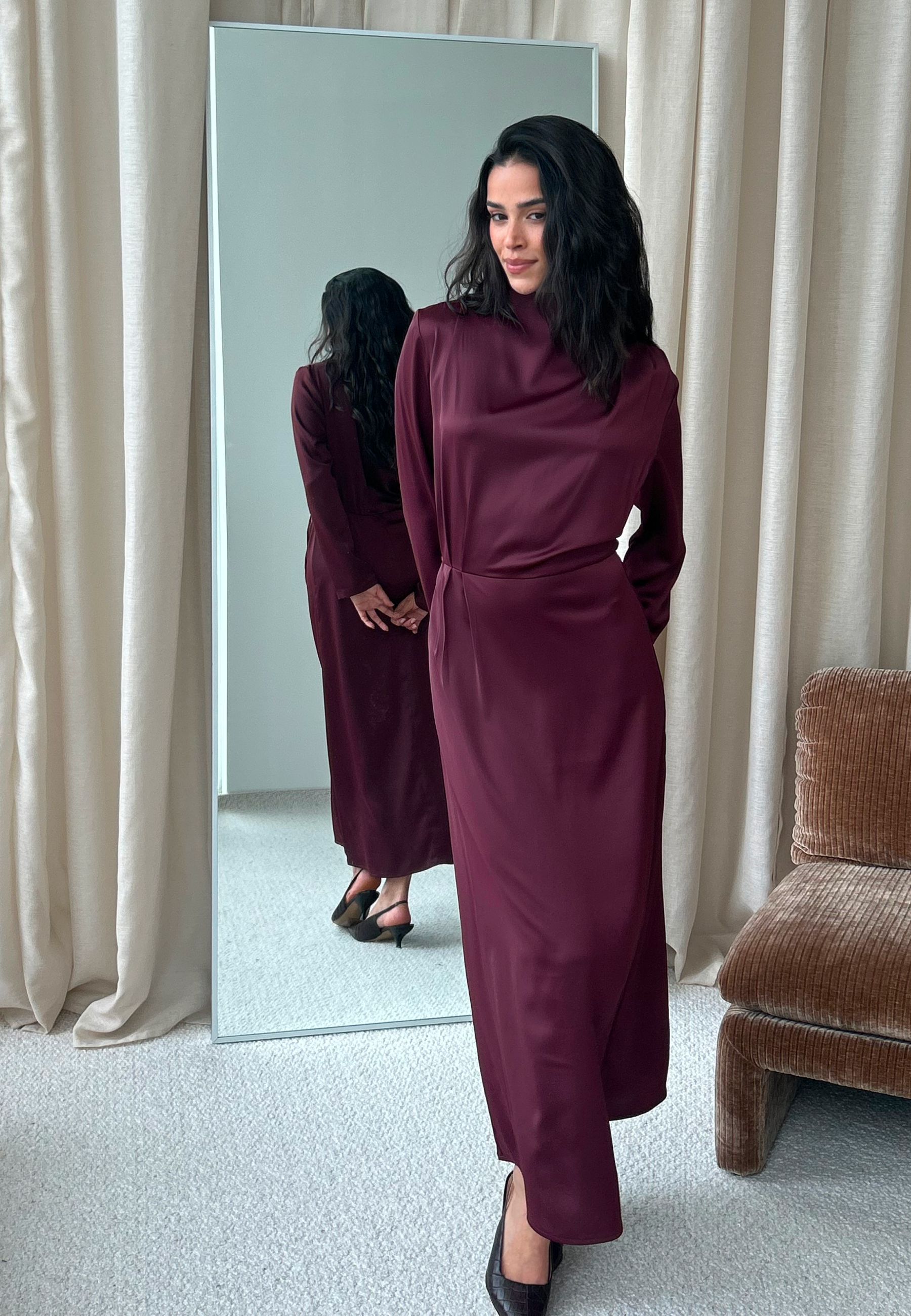 Bubbleroom occasion Satin Cowl Neck Midi Dress Burgundy Red Bubbleroom occasion Satin Cowl Neck Midi Dress Burgundy Red