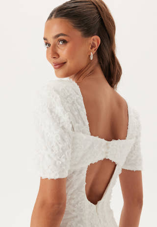 Short Sleeve 3D Floral Wedding Gown