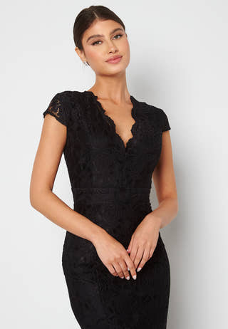 Valencia lace dress